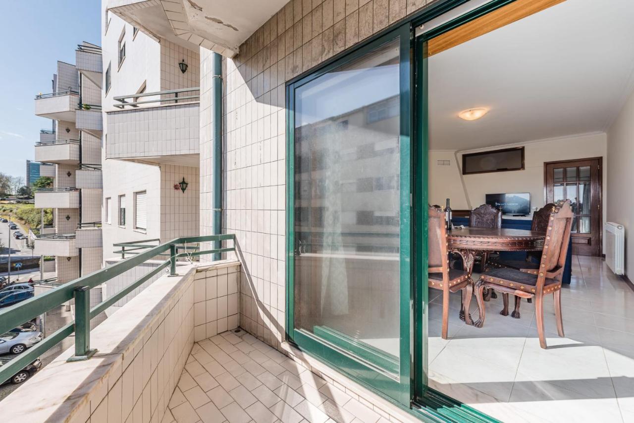 Ferienwohnung Guestready - Back To Deep Cobalt Vila Nova de Gaia Exterior foto